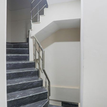 Hotel O S Grand Allāhābād Junction المظهر الخارجي الصورة